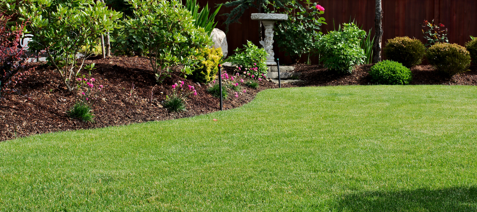 Lawn edging and trimming service in Hudson NH